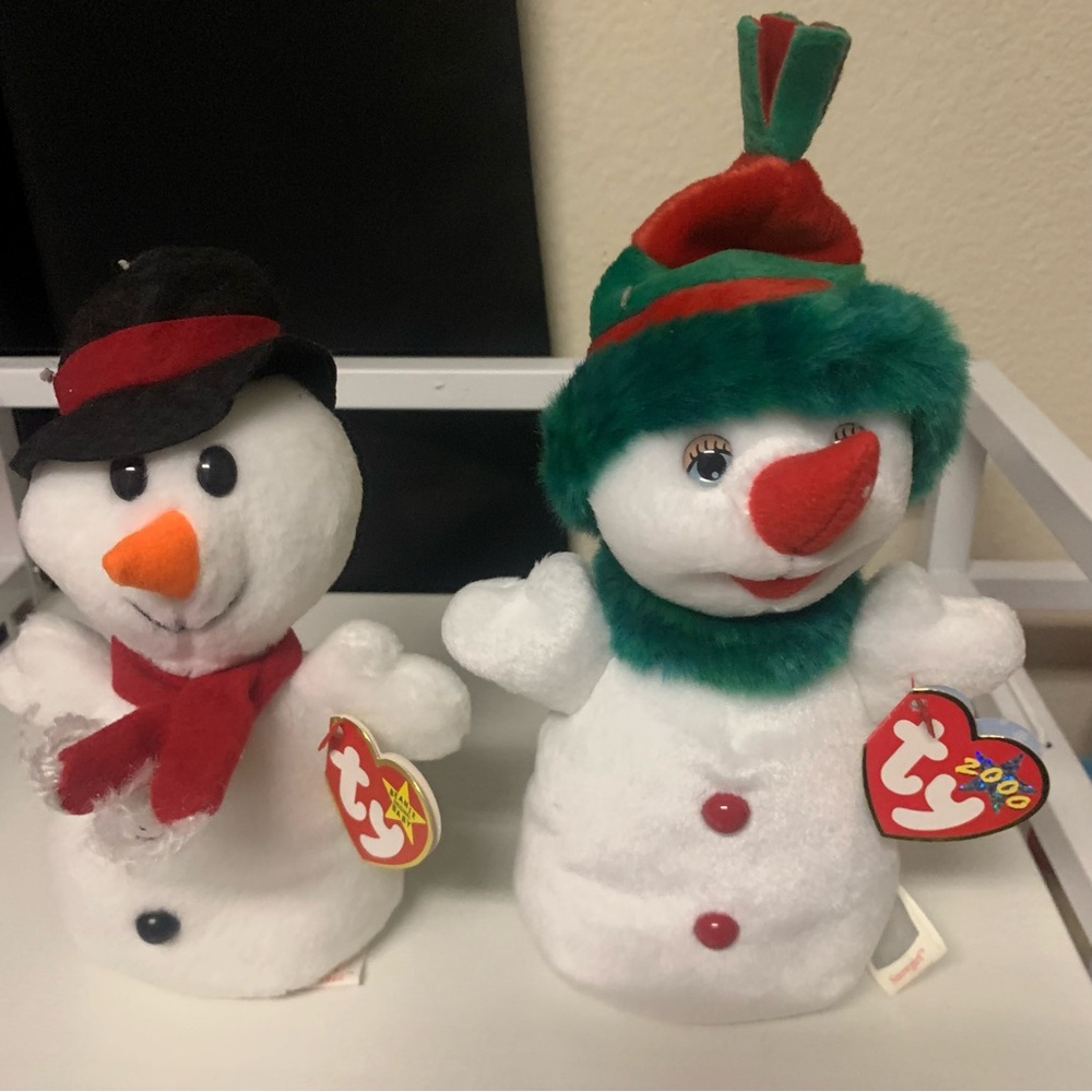 Ty Festive Snowball and Snowgirl Plush Pair with Hats and Scarves Set of 2